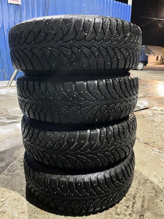 Зимние шины R14 в хорошем состоянии