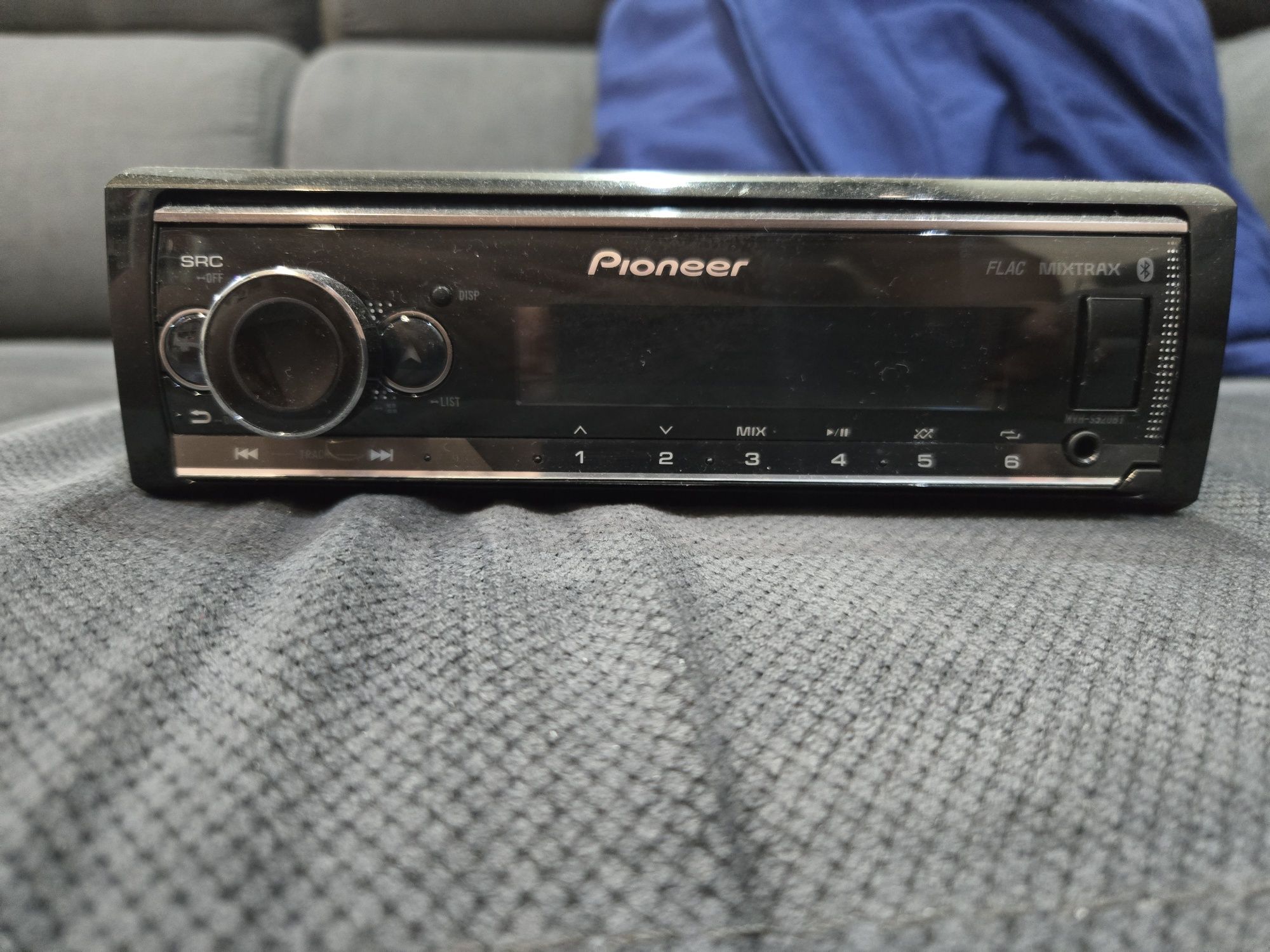 Pioneer mvh 520bt