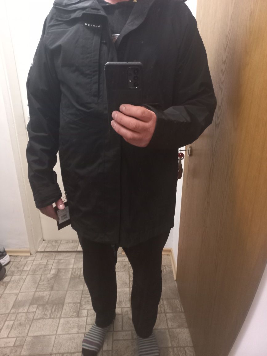 Man's Burton Veridry 2L Rain Jacket
