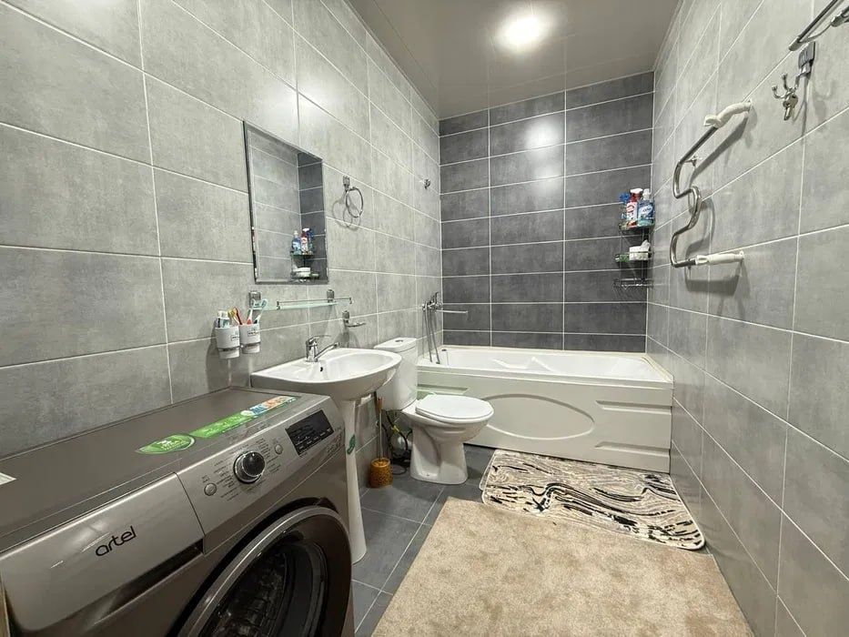 Срочно 3-х ком 83 кв.м Новостройка Besh Chinor. Ул. Махтумкули.