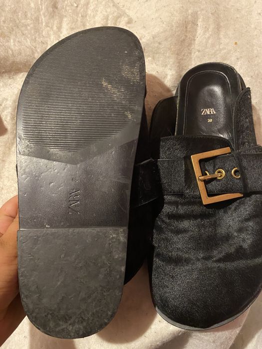 Slapi  zara cu par ponei mar.39