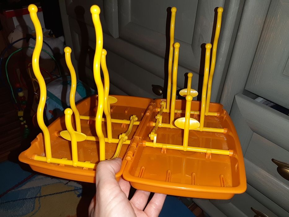 Suport pentru uscat biberoane