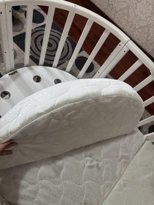 Манеж 6 в 1 , парта еще по менше круглый манеж можно сделать