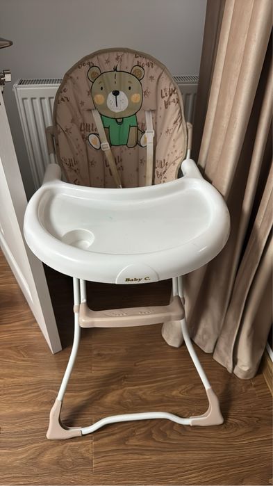 Scaun de masa bebe