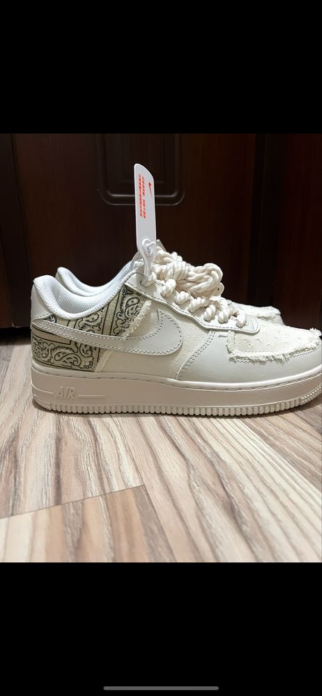 Кроссовки Nike air оригинал