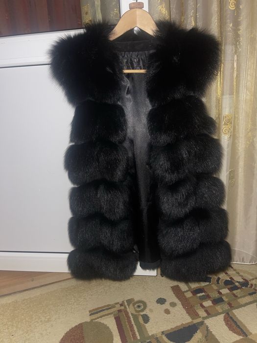 Vesta de blana in stare impecabila