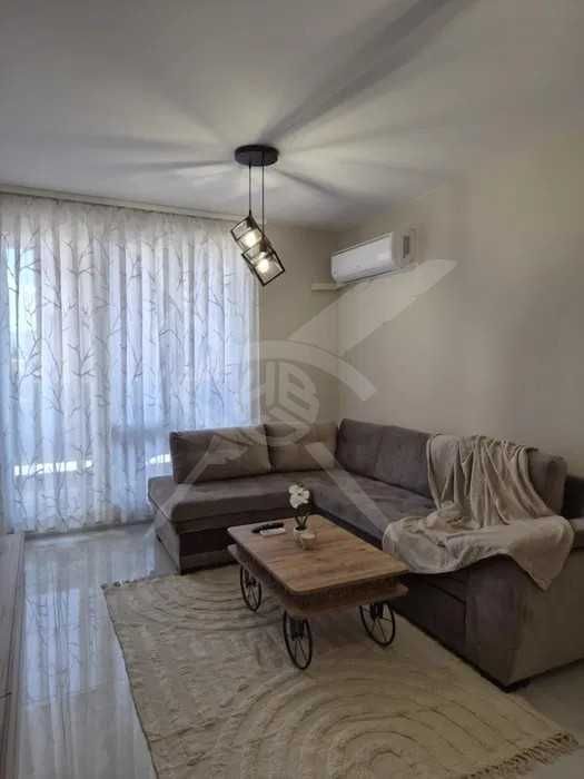 Дава се под наем Двустаен апартамент в Пловдив, Гагарин - 67 кв.м за 510 € - Снимка #1