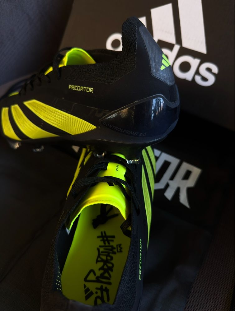 Мъжки бутонко Adidas Predator Hybridtouch 2.0