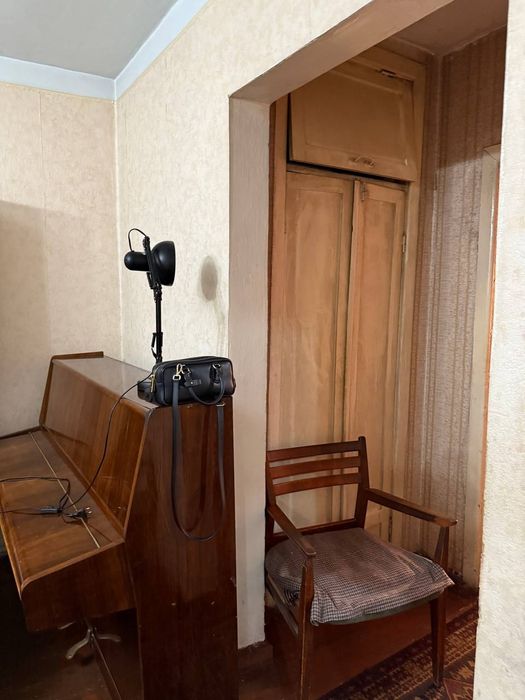 Продаётся Квартира.  Чорсу Книжный ряд напротив Туркуаза