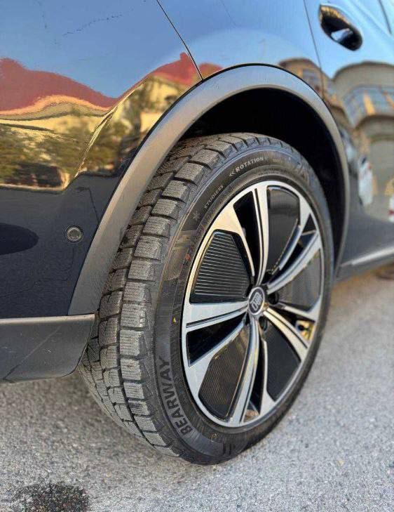 BYD TANG 4WD 4.4сек. 2022 Чёрный FULL