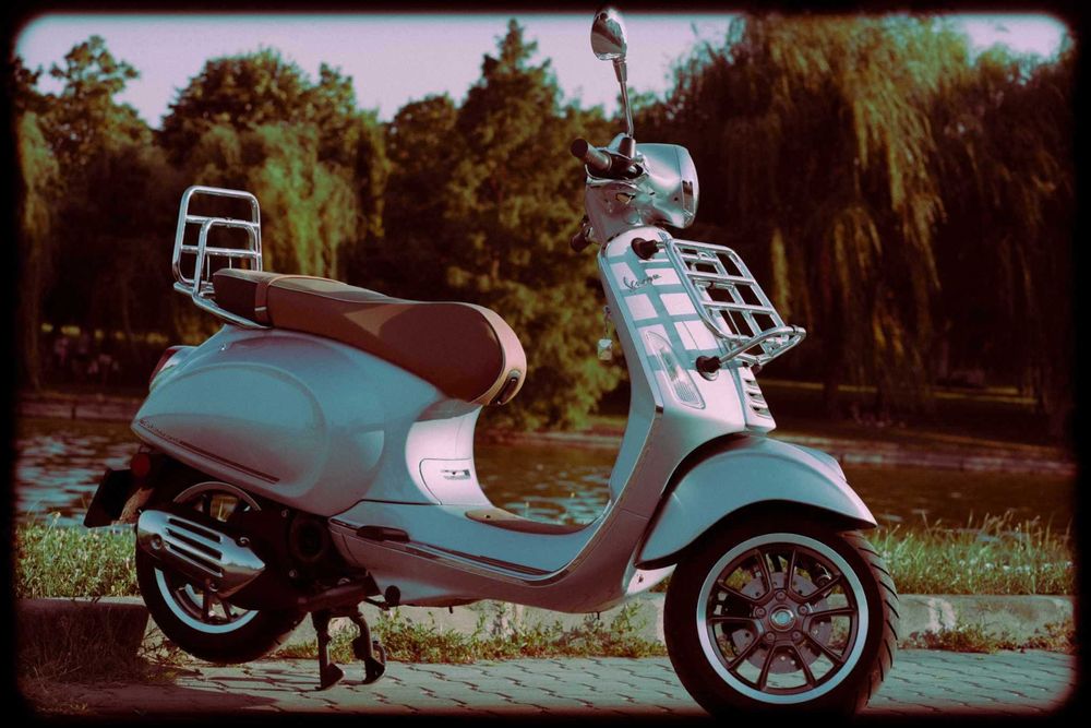 Vespa Primavera 49 cc - PicNic - stare excelentă