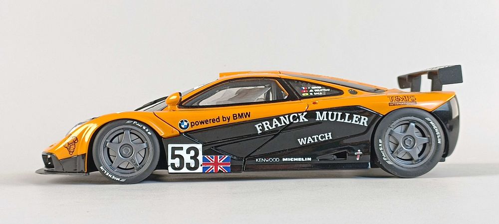 Machetă auto McLaren F1 GTR UT Models scara 1/18