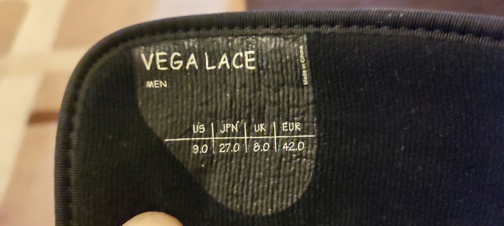 Сноуборд обувки и автомати и дъска може бартер за ски обувки