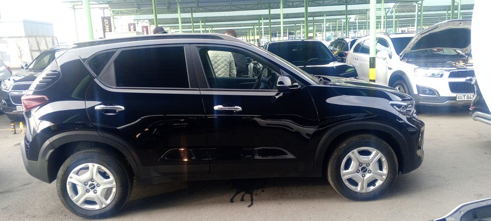 Kia sonet 2024 dekabr  30 ming yurgani  sonet srochna sotiladi 2 pazit