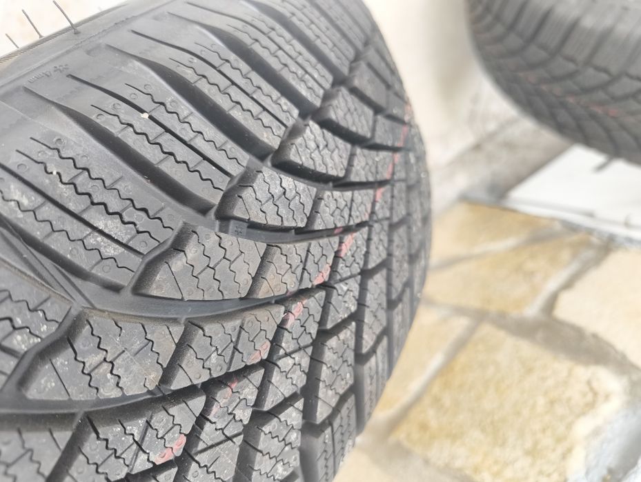 2бр Зимни гуми Bridgestone 195/65/15