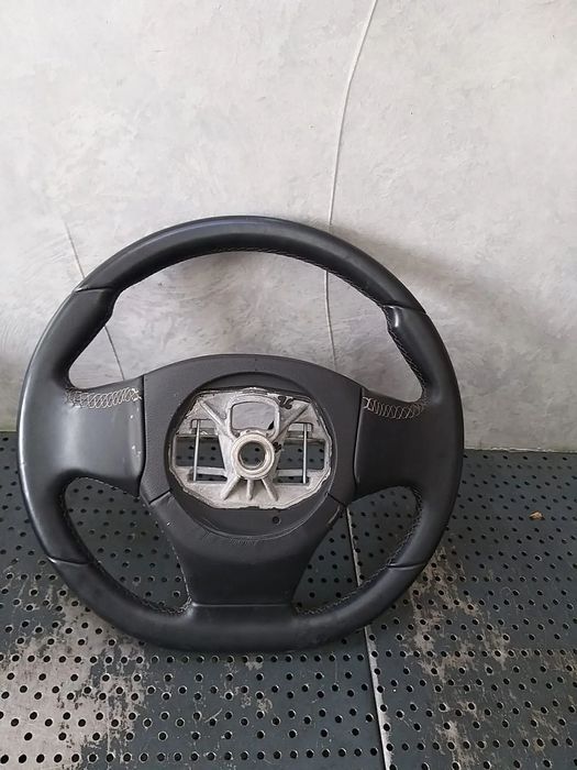 Volan piele in 3 spite cu comenzi opel zafira e life 308930499c2eag 98088710zd 308930481c2eaf 98095446zd