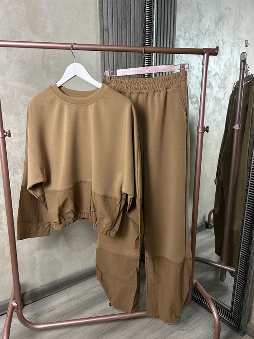 Дамски сет от две части