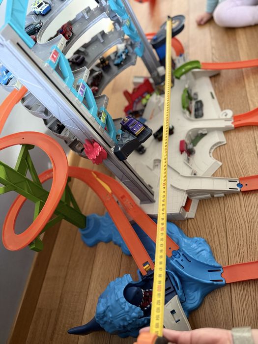 Parcare / Garaj Hot Wheels Ultimate Garage