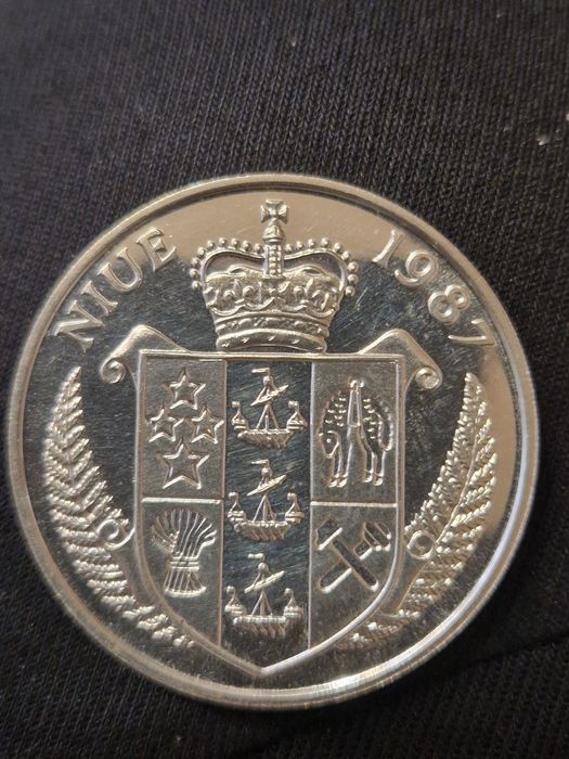 Сребърни монети възпоменателни монети от 50 долара