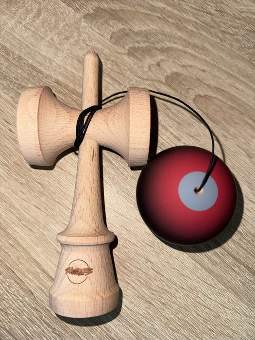 Kendama sweets antiskid 2.0 horizon red broken shape