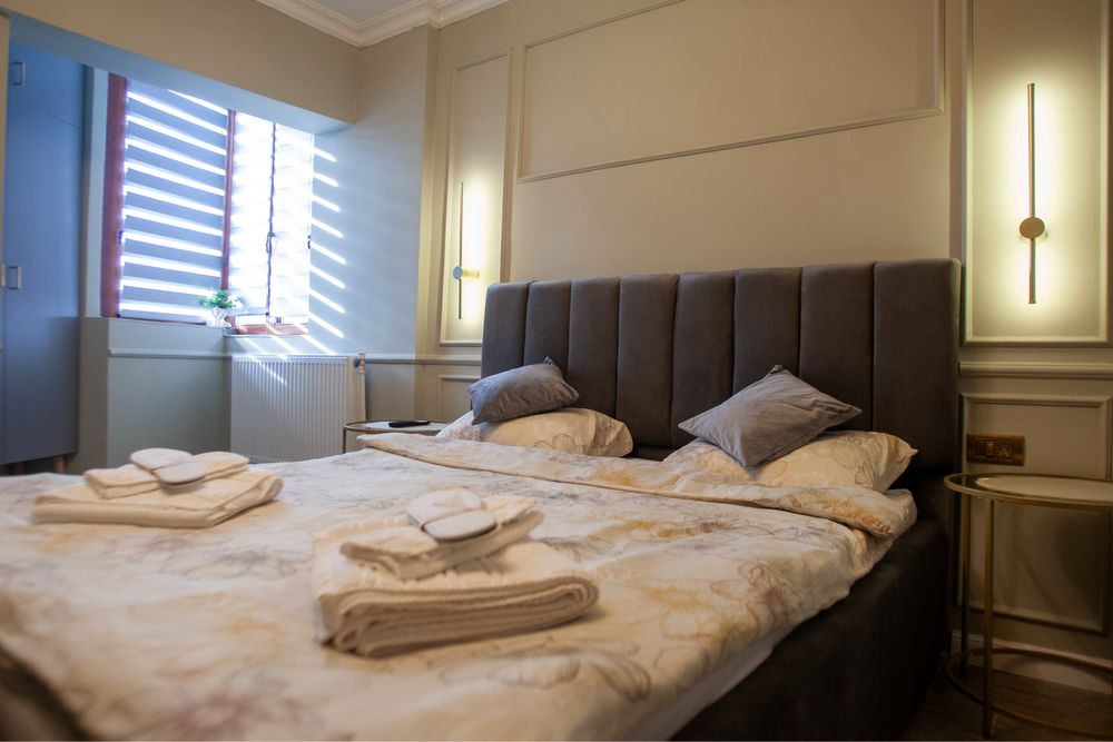 Ragim Hotelier •Central Hub• 2-4 ore
