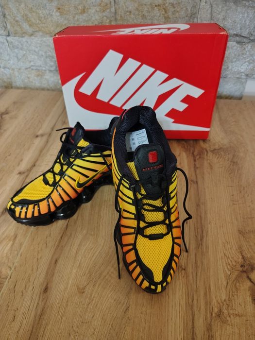 Маратонки Nike Shox