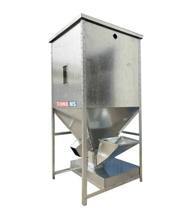 Amestecatoare de furaje capacitate 1200 kg / h cu cantar