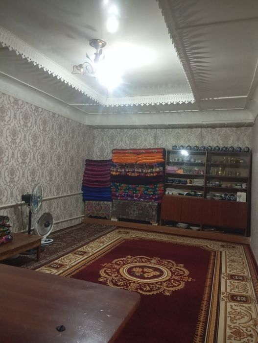 Xovli uy olmaliqda 9 xona A. Qodiriy mfy.(Qora qiya)da