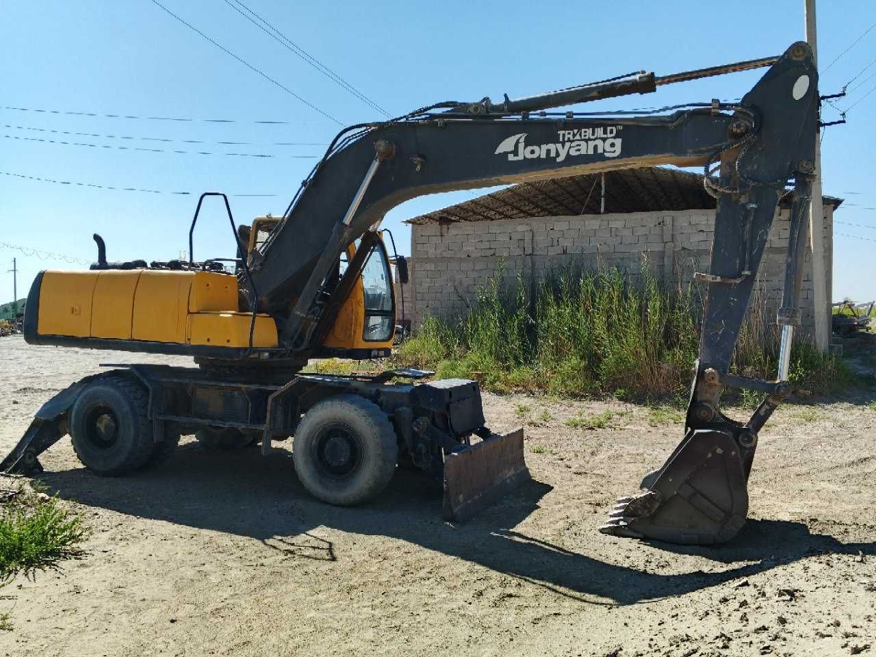Ekskavator Jonyang JYL621E