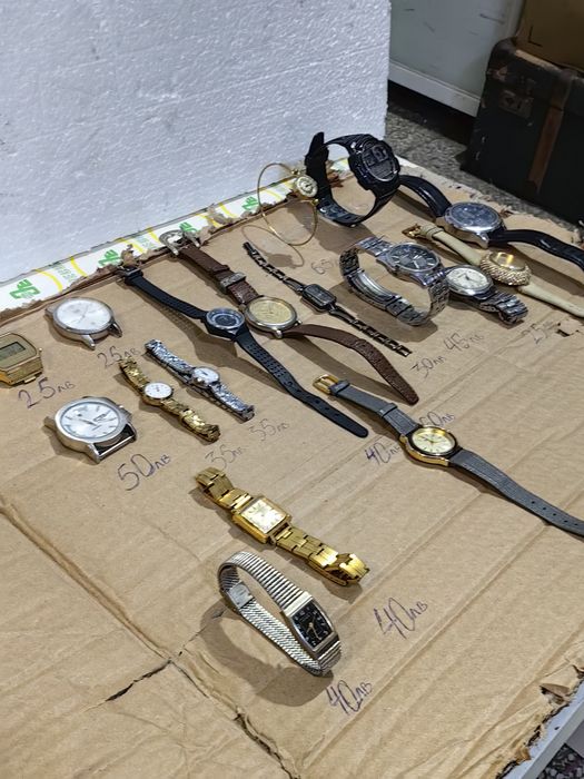 Часовници Casio, Seiko, Raketa, Diesel, Chaika и др