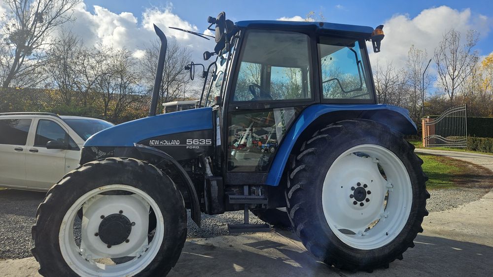Tractor New Holland TL 75 Ford 5635