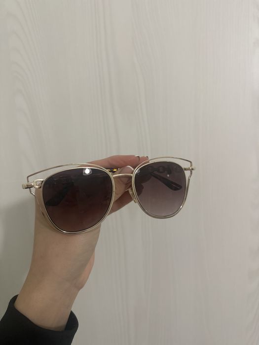 Слънчеви очила Guess