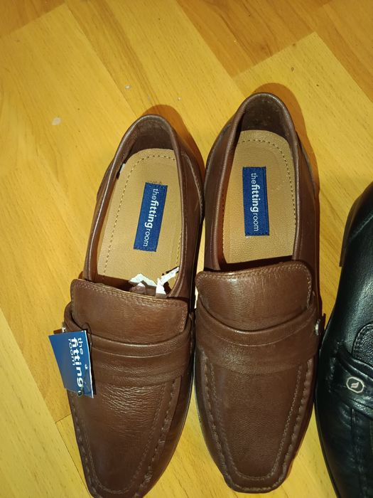 Два чифта обувки естествена кожа