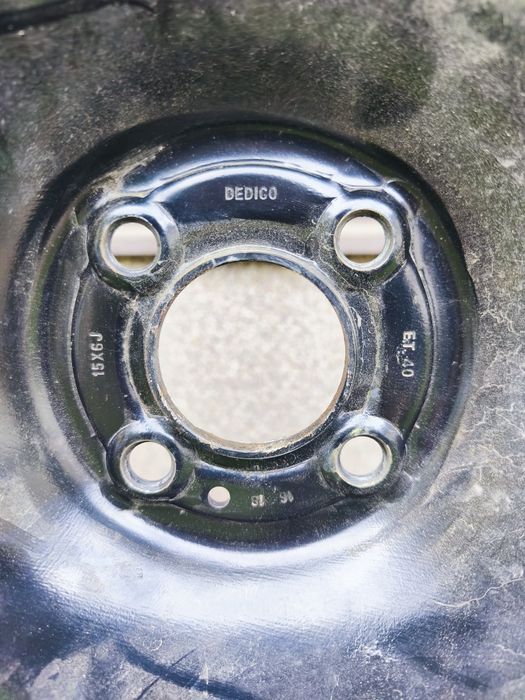 Джанти с датчици за налягане и много хубави зимни гуми "рено каптюр"