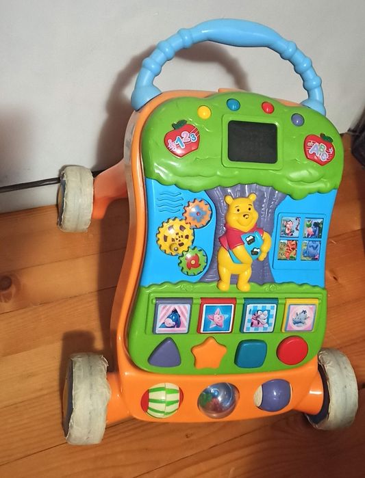 Бебешка проходилка Мечо Пух