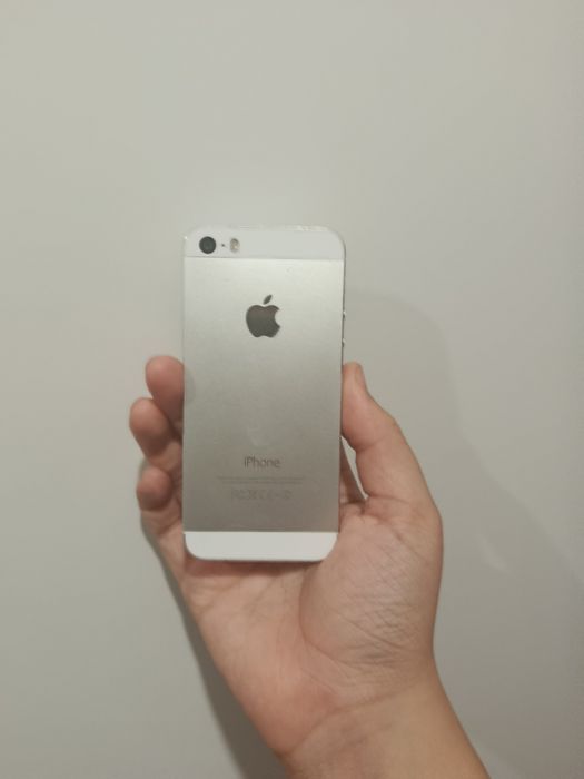 Iphone 5s (айфон 5с)