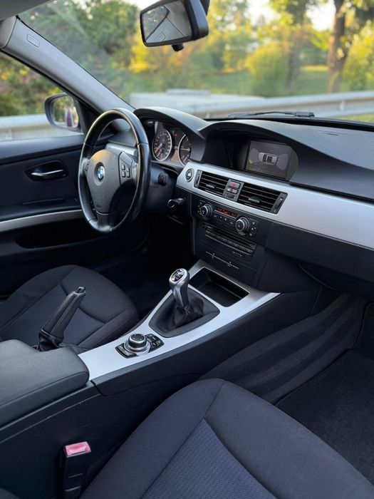 Vand BMW e91  facelift 320d 2011