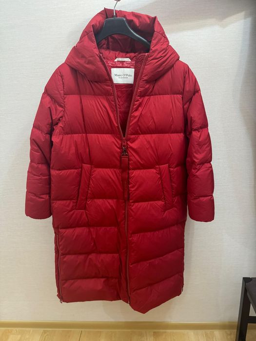 Красный женский теплый пуховик Marc O'Polo Размер L-XL.