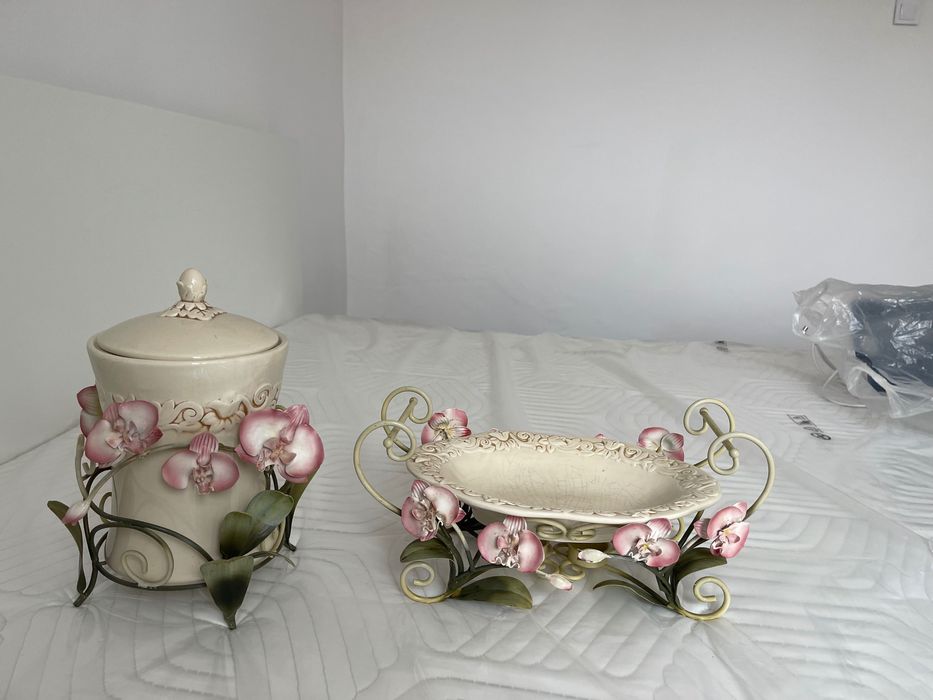 Vând set ornamental