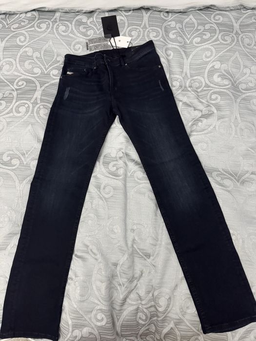 Blugi Diesel bleumarin