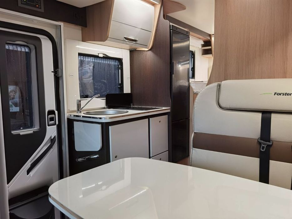 Autorulota-Camper 2024 / Forster / AC / Comfort Line, marchiza