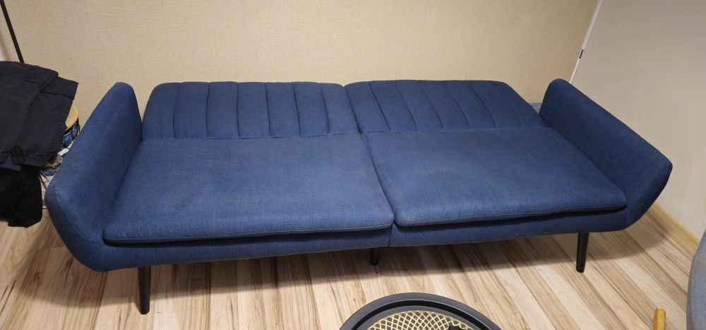 Разтегателен диван HARNDRUP тъмносин текстил