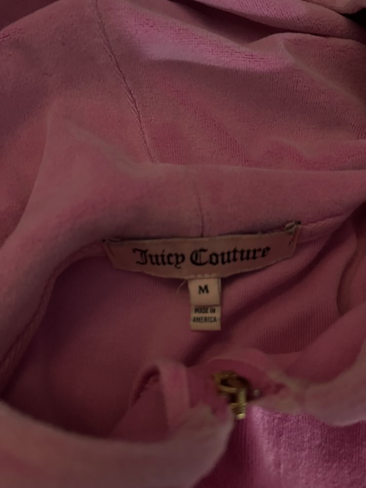 Горнището на luicy couture