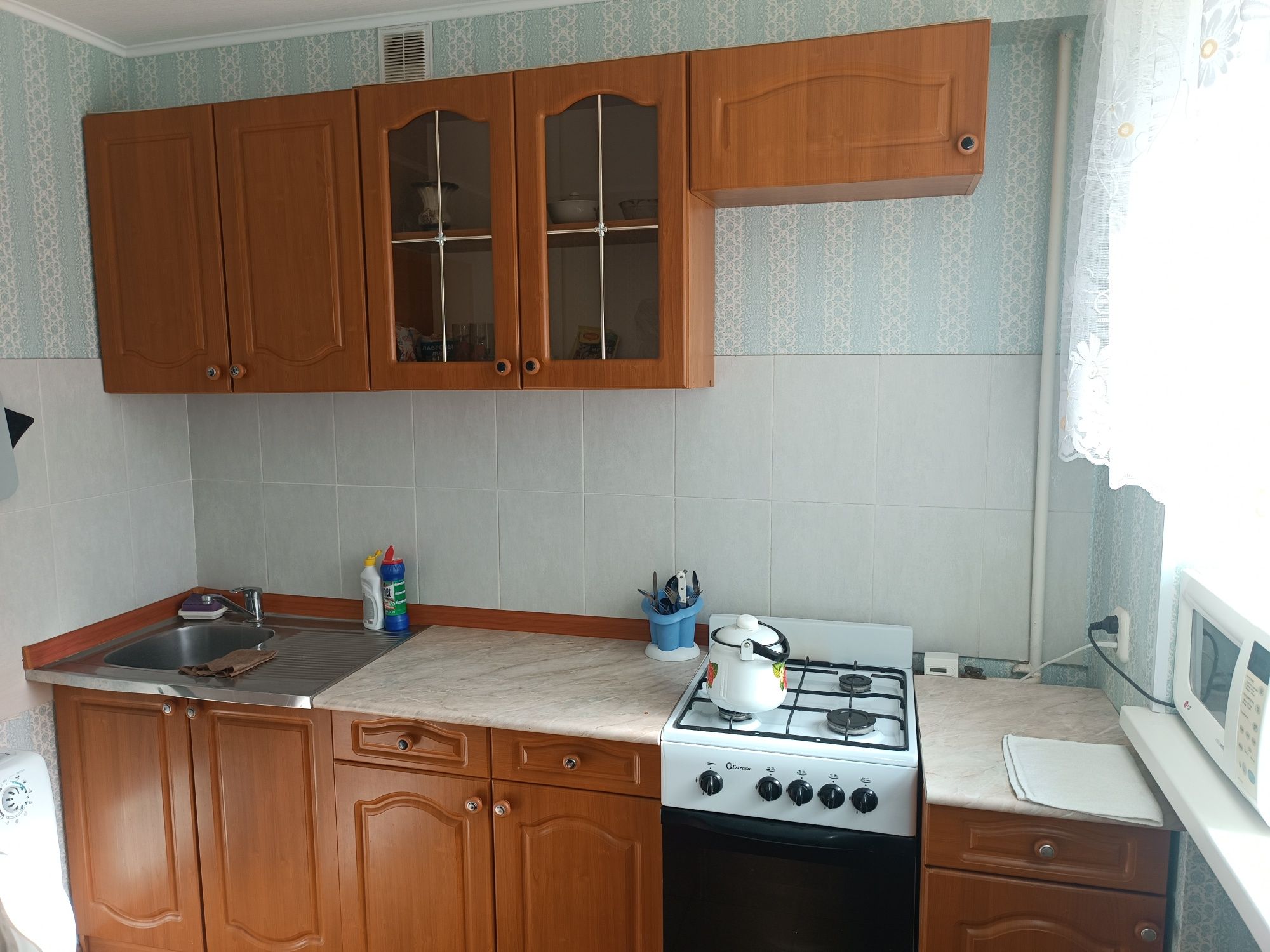 Продам однокомнатную квартиру г.Лисаковск, 1 м-он, 4 дом. Этаж 1/5.