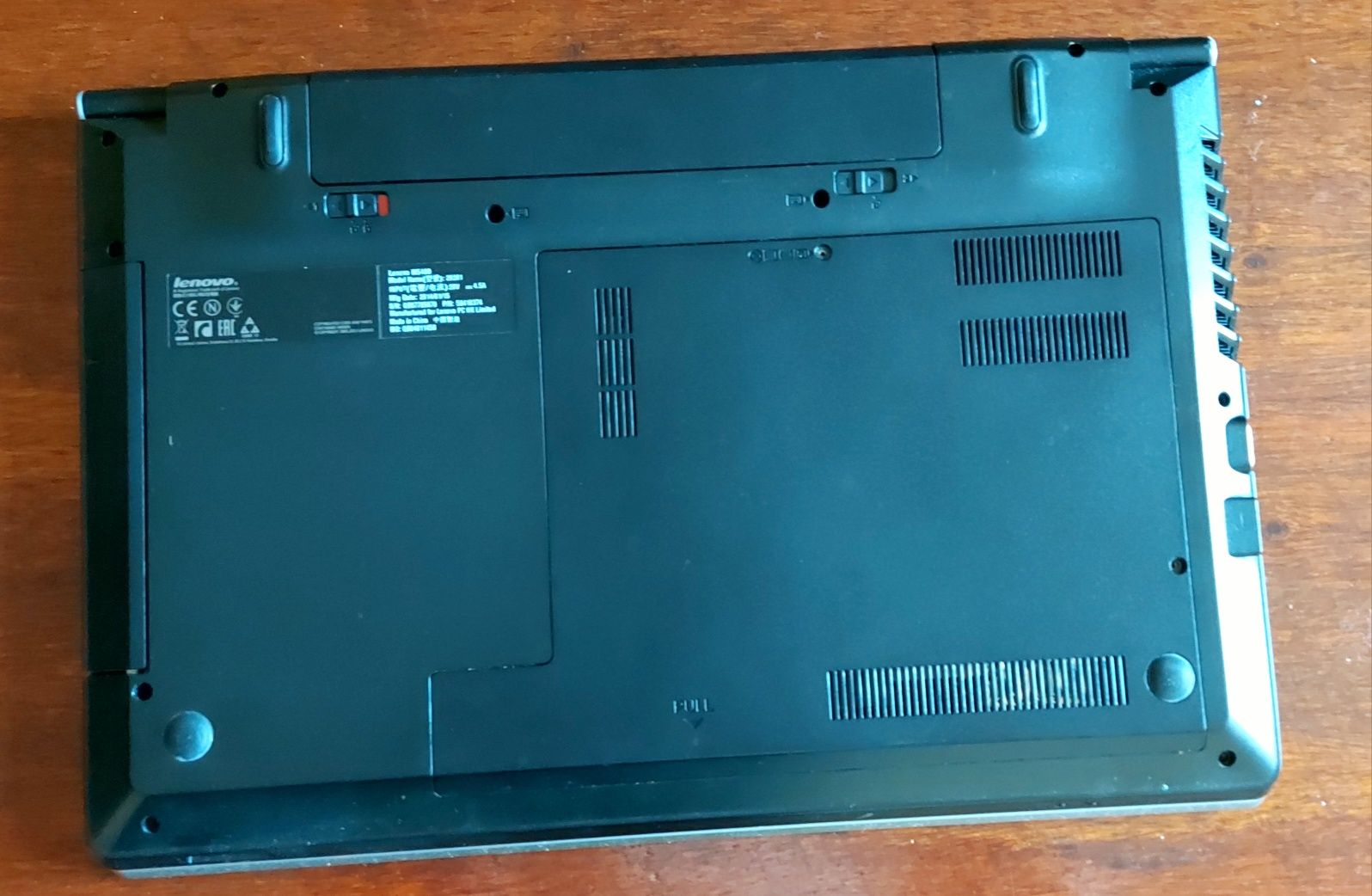Лаптоп Lenovo M5400