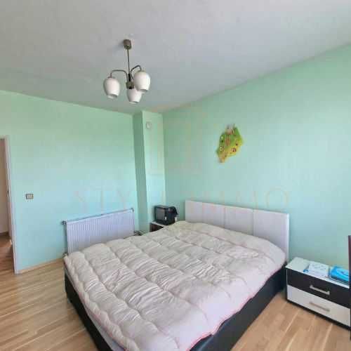 Продава се Тристаен апартамент в Разград, Житница - 82 кв.м за 684 €/кв.м - Снимка #5