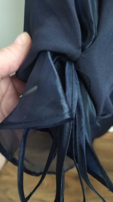 Рокля на LEVANTE подходяща за предстоящите празници