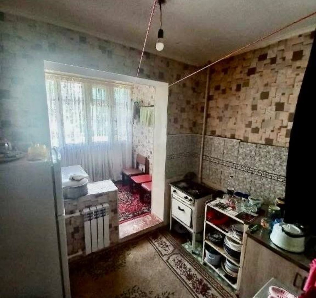 Продается квартира 2 комнатная 2 мкр в доль дороге