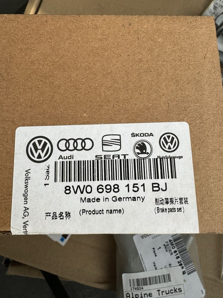 Audi RS4/RS5 2018+ предни дискове и накладки нови ОЕМ