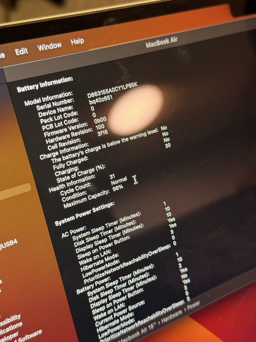 MacBook Air 15" M2 256 GB - Ca nou, 2024, folosit foarte puțin